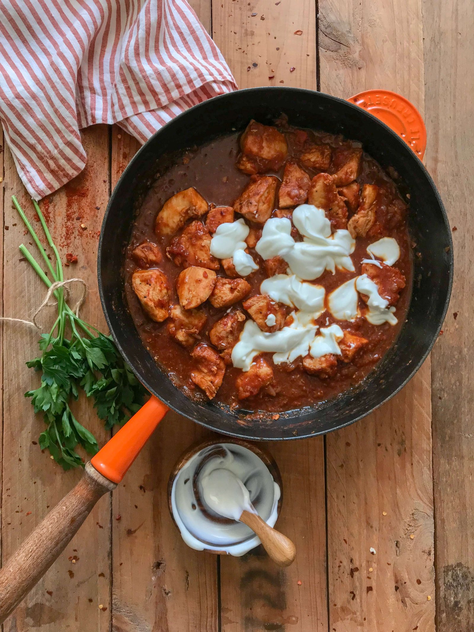 paprikash de pollo